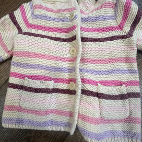 Baby Gap Button Front Hooded Sweater Jacket Girls 6-12 Months Striped Cream - Picture 2 of 9